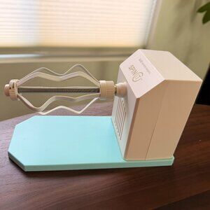 We R Memory Keepers Spin It Cup Turner Epoxy Resin Tumbler Spinner